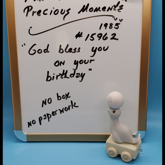 "God bless you on your birthday" 1985 #15962 Precious Moments Enesco Sam Butcher - Picture 2 of 8